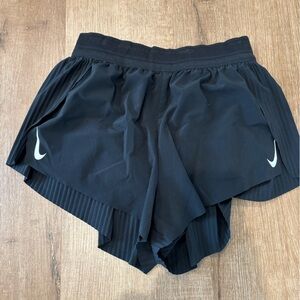 Nike split short